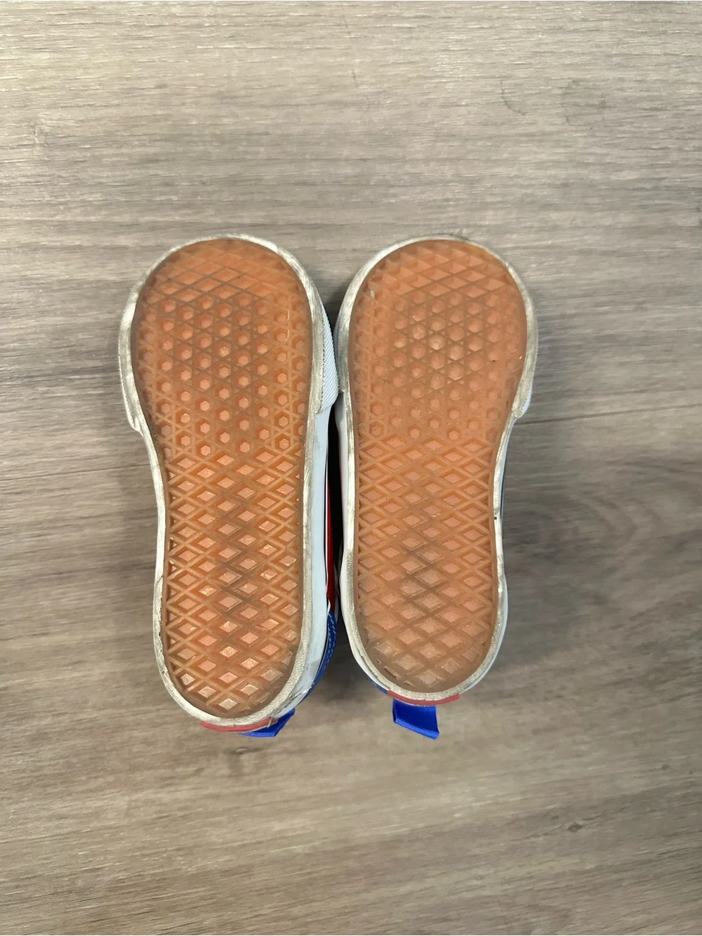 VANS—TODDLERS SIZE 8  CLASSIC MULTI COLORED STYLE—GOOD CONDITION